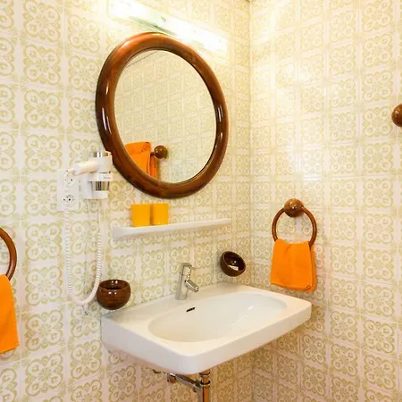 Tanneck Garni Apartman