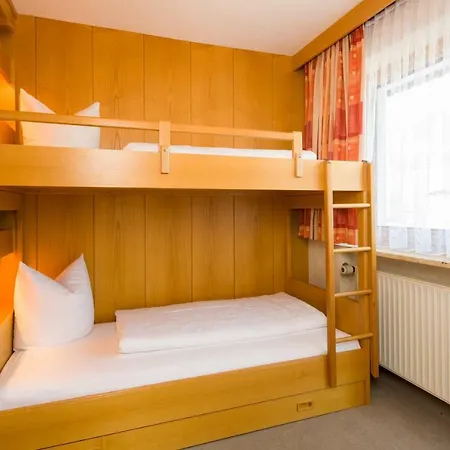 Tanneck Garni Berwang